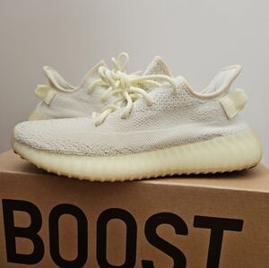 Yeezy Boost 350 V2 Butter Size 7.5 Mens / 8.5 Womens